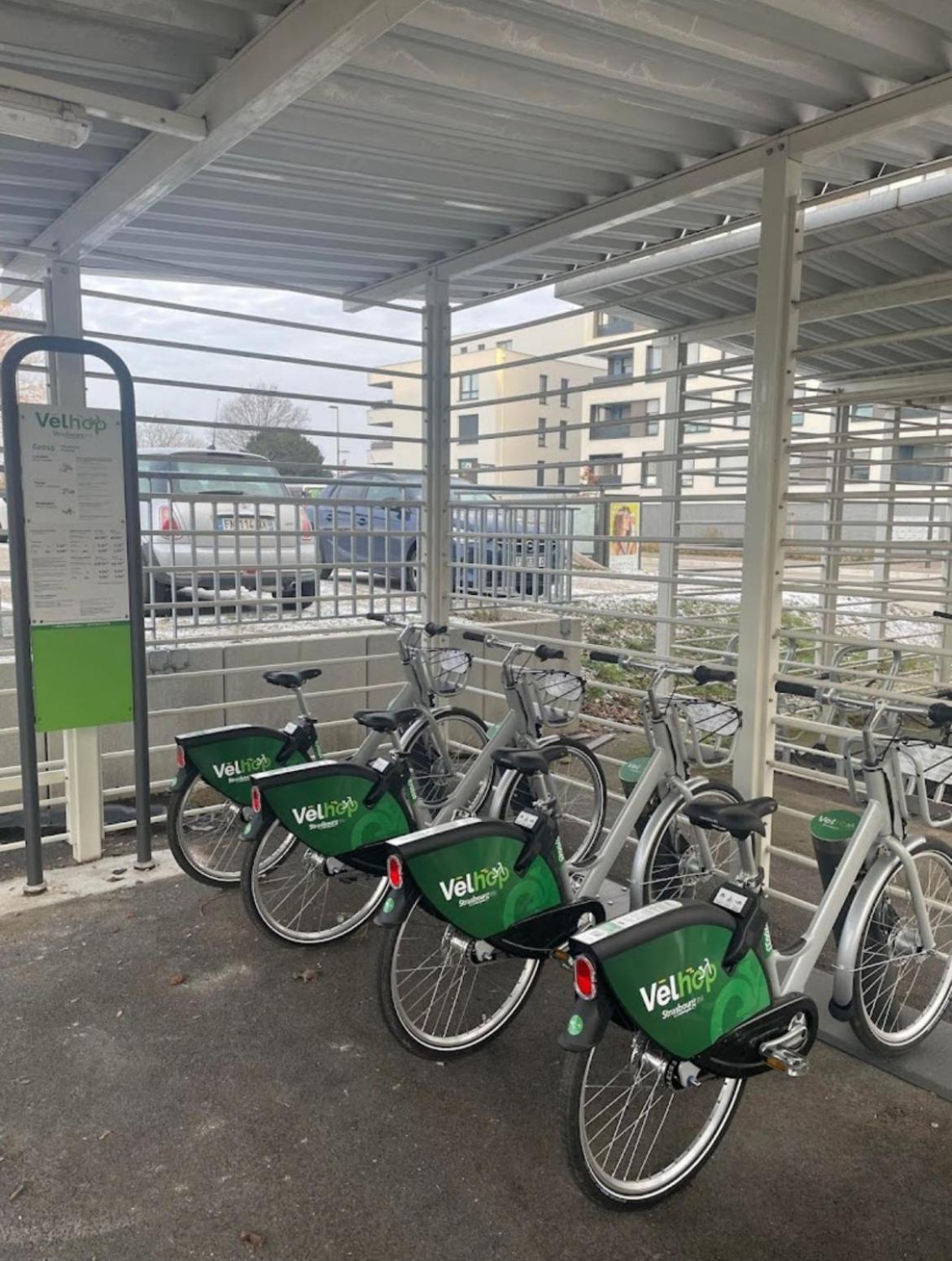 Appartement Calme Avec Balcon, A 4Km Du Centre, Parking, Wi-Fi, Netflix Gratuit Strasburgo Esterno foto